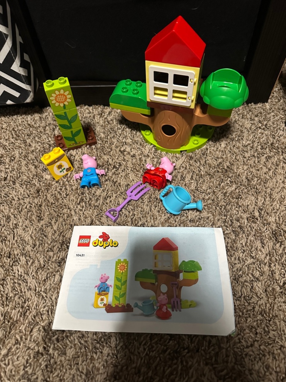 Lego Duplo Peppa Pig Garden and Tree House - 10431